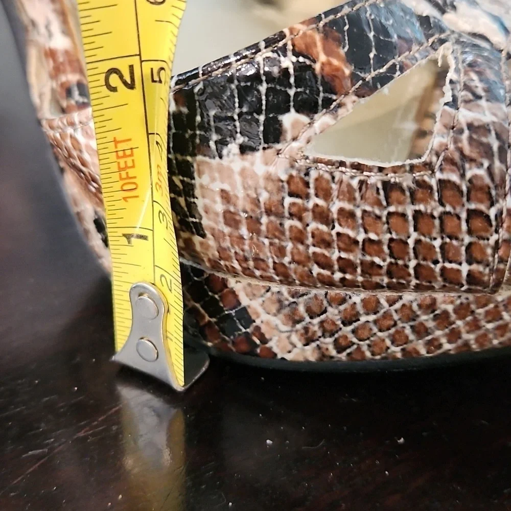 Cathy Jean size 6 Heels
